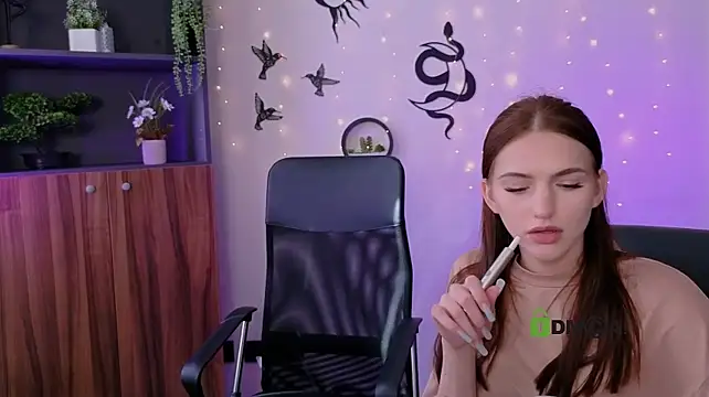 lisa_dark_'s Live XXX Chat