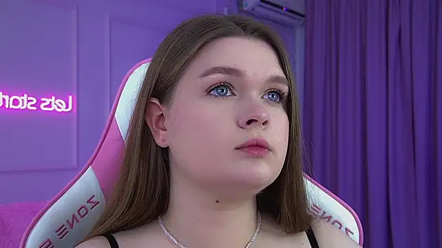 XXX chat uživo modela CrystalLyons