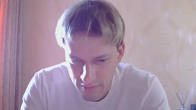 frama666 现场XXX聊天