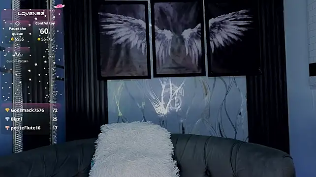 Pertunjukan Kamera Web Angel-dragun