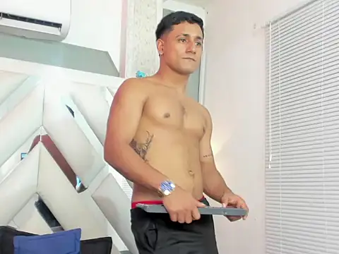 iron_king7 Chat XXX live