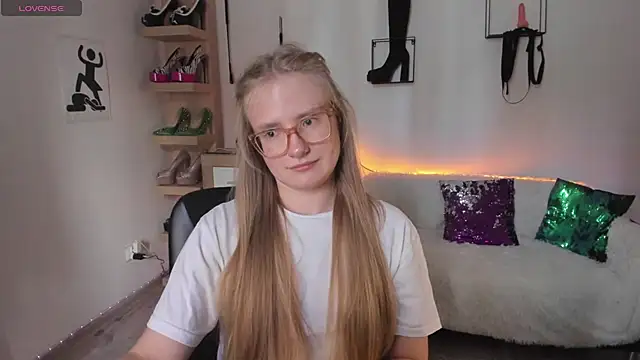 NancyHottie's Live XXX Chat