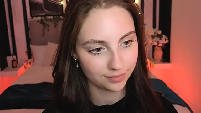 _AliceWells Adlı Modelin Canlı XXX Sohbeti