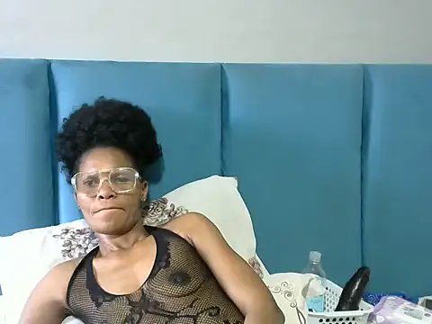 sassysiren live XXX chat