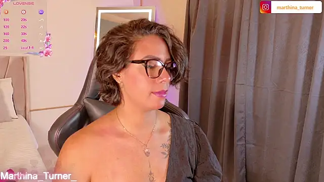 Marthina_turner_ Chat XXX in diretta