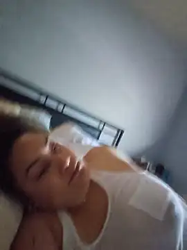 honeeyyy_pot Live XXX Chat