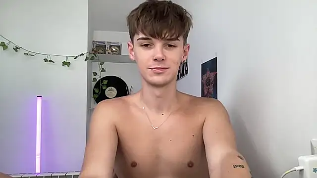 YourMilkyGuy 网络视讯表演