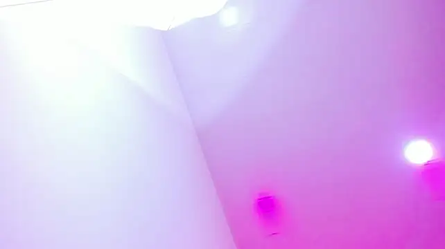 צ'אט XXX בשידור חי של Juliette_nt