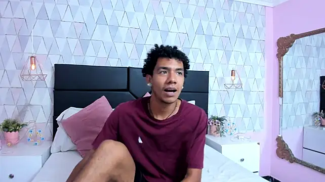 MarckThompsonn – webcam-show