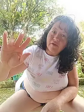 VioletaS Show in webcam