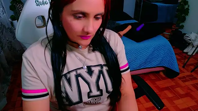 צ'אט XXX בשידור חי של kataleya03