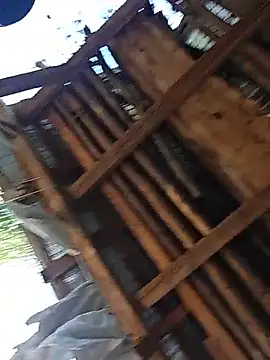 XXX chat uživo modela LunaDesire01