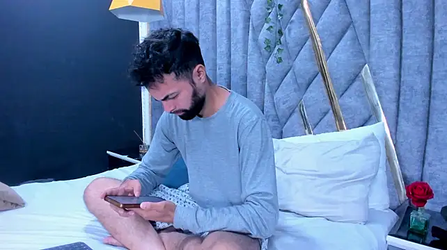 AndrewCrooss' Webcam Show