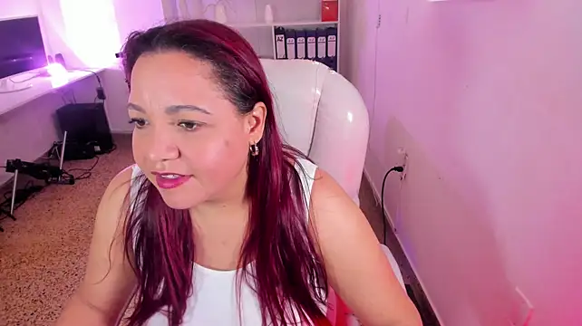Crystal_mommy's Live XXX Chat