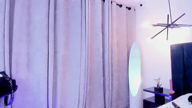 XXX chat uživo modela pucca7