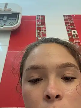 Chatroom XXX en direct de Yasmina_Noir