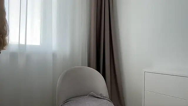 ShySchoolGirl Chat XXX live