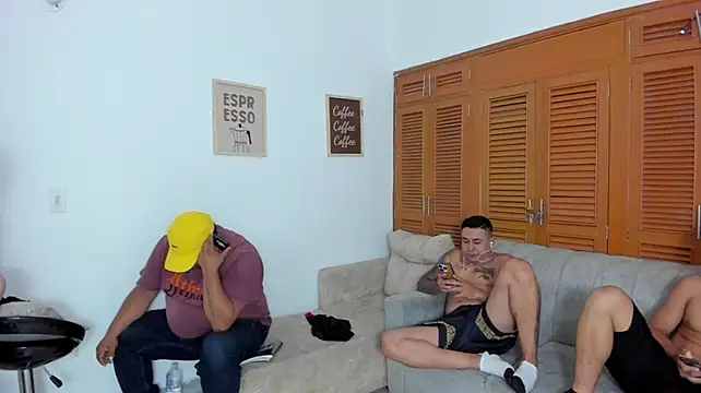 brutal_sex_room2k webcam show