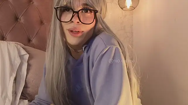 Nioki_ live XXX chat