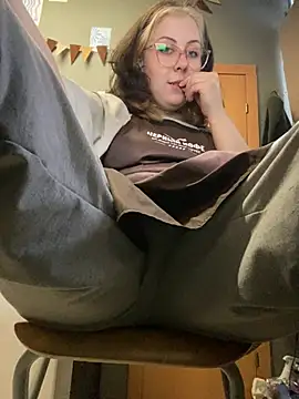 צ'אט XXX בשידור חי של cinnabon_