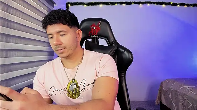 ransoj Chat XXX in diretta