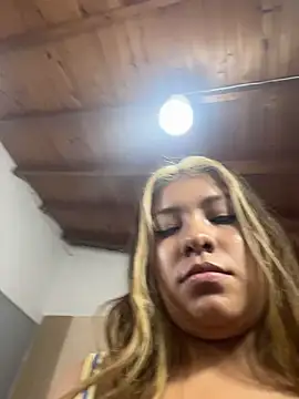 دردشة JESSYCHERNOBIL الجنسية المباشرة