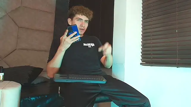Tyler_Mcreyn Live XXX chat