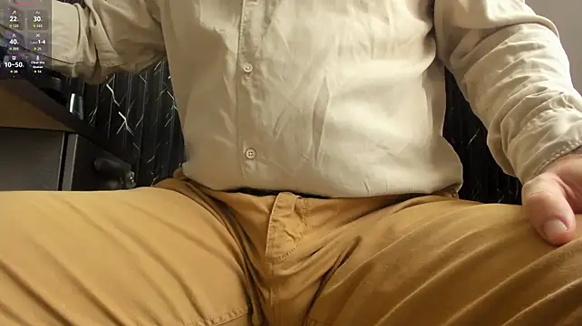 Hairy_Dad86's Live XXX Chat