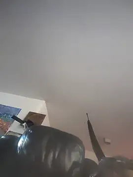 Fuckboyguyman 现场XXX聊天
