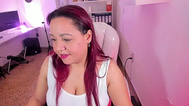Crystal_mommy Chat XXX live