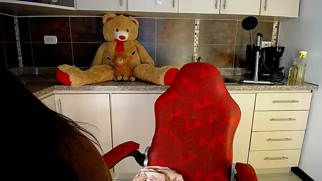 anna_alvarez's Live XXX Chat