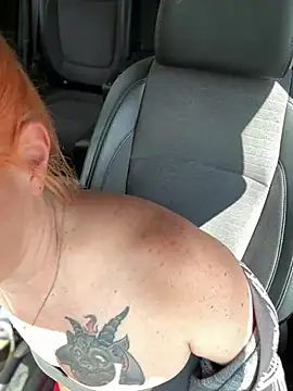 MarlaFknSinger Live XXX-Chat