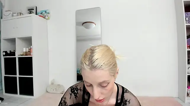 KenzieDawton webkamerás műsora