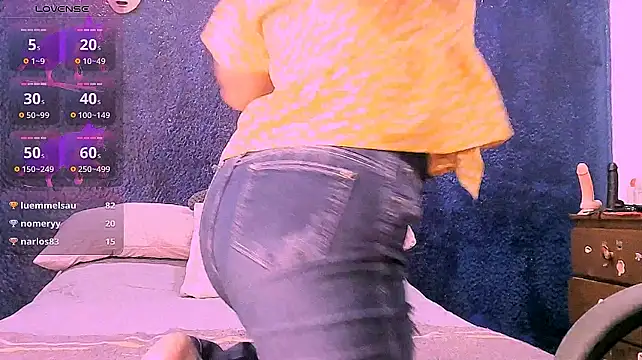 Chat +18 de NinaYellow ao vivo