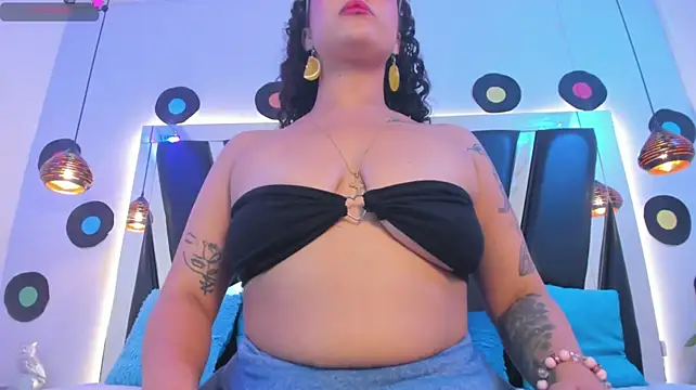 antonelllepiercee – Naživo XXX chat