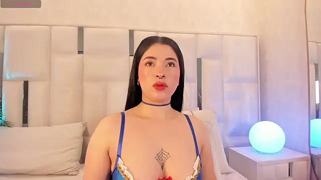 imnikaa_'s Live XXX Chat