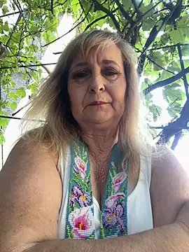 Irina2909@xh live XXX chat