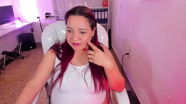 Crystal_mommy's Live XXX Chat