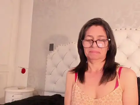 دردشة lena_gray الجنسية المباشرة
