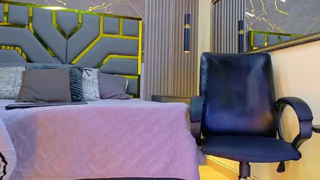 ALANNFERRER Adlı Modelin Web Kamerası Şovu