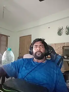 הופעת וובקאם של unknowt199