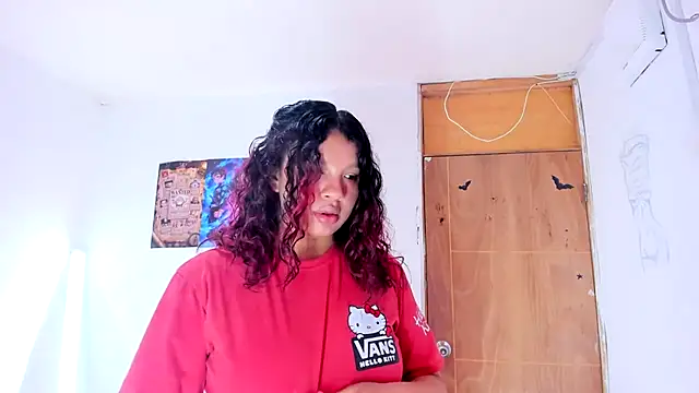 دردشة Emily_Coper18 الجنسية المباشرة