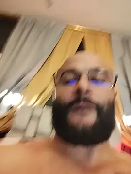 צ'אט XXX בשידור חי של Luke__09