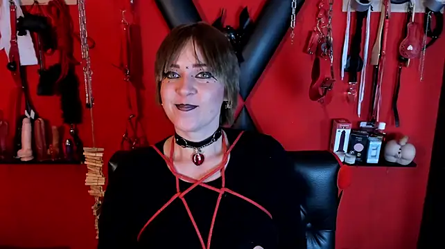 Chat +18 de mylu_morgan ao vivo