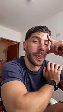 Guyinthemountain's Live XXX Chat