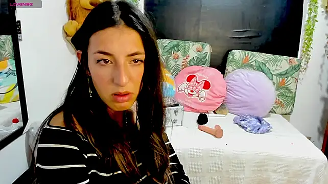 Chat +18 de queen-natty ao vivo