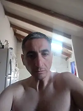 Alejandro83bsf Adlı Modelin Canlı XXX Sohbeti