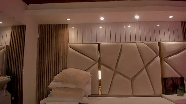 دردشة chloe_larson الجنسية المباشرة