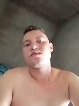 sven_fox723 Adlı Modelin Canlı XXX Sohbeti