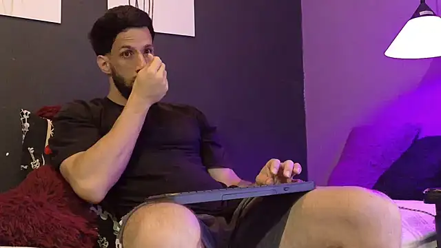 Czat XXX na żywo – Karim_mansur